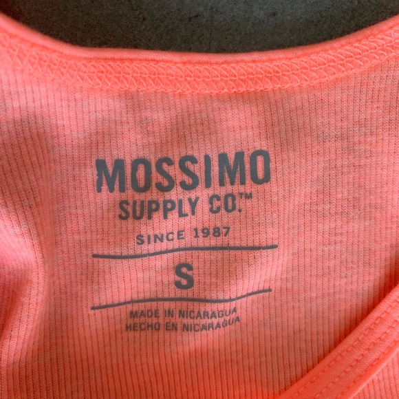 Tank top bundle - Picture 6 of 7